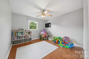 5496 Northwood Dr, Hickory, NC 28601 - Photo 21