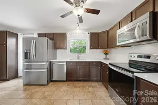 5496 Northwood Dr, Hickory, NC 28601 - Photo 15