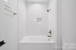 417 W Cama St, Charlotte, NC 28217 - Photo 29