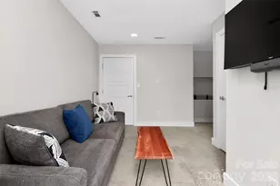 231 Doggett St, Charlotte, NC 28203 - Photo 33