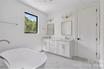 421 W Cama Street, Charlotte, NC 28217 - Photo 11