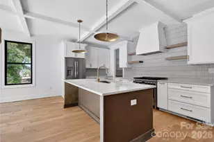 421 W Cama St, Charlotte, NC 28217 - Photo 5