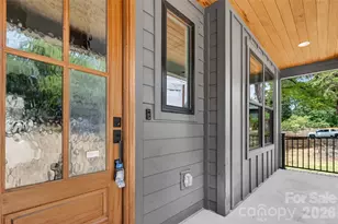 421 W Cama St, Charlotte, NC 28217 - Photo 3