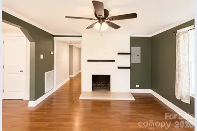 383 E Catawba Avenue, Mooresville, NC 28115 - Photo 7
