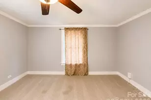 383 E Catawba Ave, Mooresville, NC 28115 - Photo 17