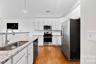 124 Huckleberry Ln, Mount Holly, NC 28120 - Photo 7