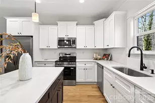 4630 McClure Rd, Charlotte, NC 28216 - Photo 11