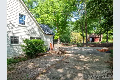 14132 Honeysuckle Ridge Drive, Matthews, NC 28105 - Photo 23