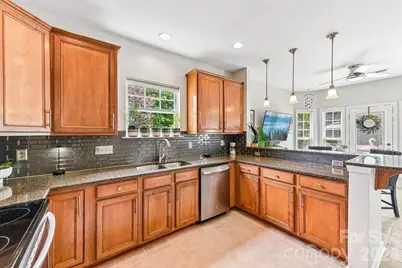 541 Marblewood Court, Fort Mill, SC 29708 - Photo 9