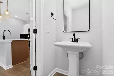 337 N Hoskins Road, Charlotte, NC 28216 - Photo 25