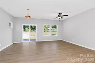 337 N Hoskins Rd, Charlotte, NC 28216 - Photo 15