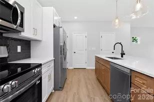 337 N Hoskins Rd, Charlotte, NC 28216 - Photo 9