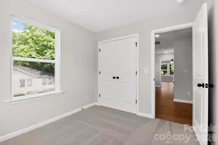 337 N Hoskins Rd, Charlotte, NC 28216 - Photo 23