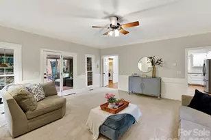 10341 Avondale Ave, Charlotte, NC 28210 - Photo 11