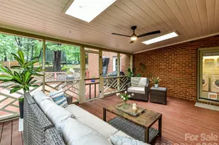 10341 Avondale Ave, Charlotte, NC 28210 - Photo 13