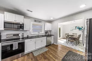 4508 Belle Plaine Dr, Charlotte, NC 28215 - Photo 13