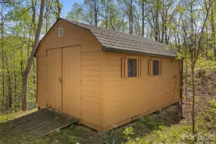 178 Table Rock Dr, Saluda, NC 28773 - Photo 35
