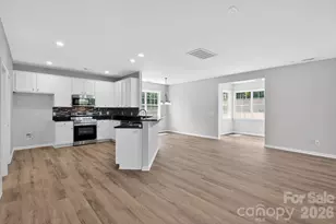 8915 Merrie Rose Ave, Charlotte, NC 28213 - Photo 3