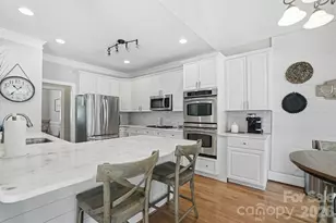 2066 Applebrook Dr, Wesley Chapel, NC 28110 - Photo 11