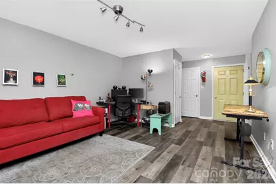 9232 Kings Canyon Drive, Charlotte, NC 28210 - Photo 7