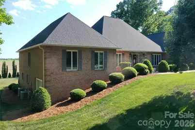 3493 Duck Pond Drive NE, Conover, NC 28613 - Photo 3