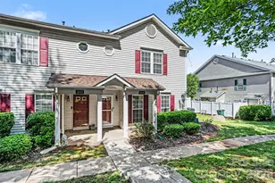 2635 Meadow Knoll Dr, Charlotte, NC 28269 - Photo 3