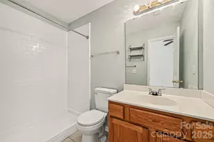 2635 Meadow Knoll Dr, Charlotte, NC 28269 - Photo 21