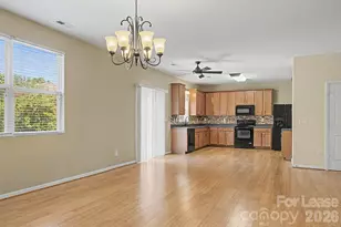 2917 Liddington Rd, Matthews, NC 28105 - Photo 9