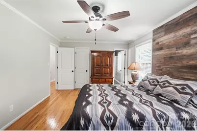 8616 Longbriar Drive, Charlotte, NC 28212 - Photo 25