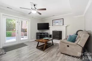 8616 Longbriar Dr, Charlotte, NC 28212 - Photo 19
