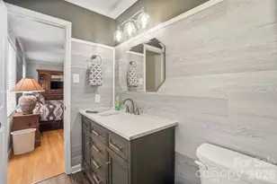 8616 Longbriar Dr, Charlotte, NC 28212 - Photo 27