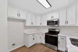 209 Red Oak Ct, Gastonia, NC 28052 - Photo 5