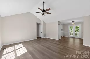 209 Red Oak Ct, Gastonia, NC 28052 - Photo 3