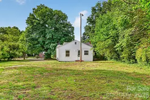 1121 Lundix St, Albemarle, NC 28001 - Photo 27