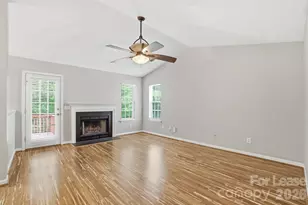 2830 Black Walnut Ln, Charlotte, NC 28262 - Photo 5