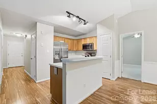 2830 Black Walnut Ln, Charlotte, NC 28262 - Photo 3