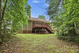 2830 Black Walnut Ln, Charlotte, NC 28262 - Photo 21