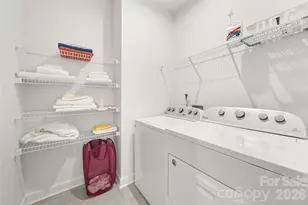 10050 Lilac Ct, Charlotte, NC 28215 - Photo 15