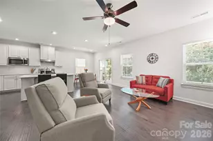 10050 Lilac Ct, Charlotte, NC 28215 - Photo 5