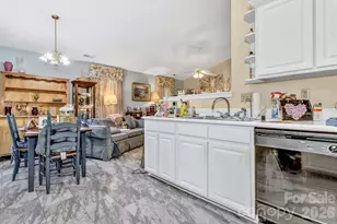 105 Amelia Dr, Hendersonville, NC 28792 - Photo 11