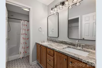 88 Wiltshire Circle, Fletcher, NC 28732 - Photo 23