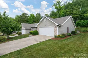 88 Wiltshire Cir, Fletcher, NC 28732 - Photo 3