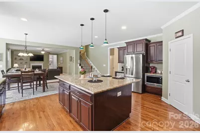 3219 Lakehurst Crossing, Matthews, NC 28104 - Photo 17