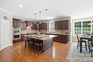 3219 Lakehurst Crossing, Matthews, NC 28104 - Photo 15