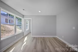 301 W 9th St, Kannapolis, NC 28081 - Photo 9
