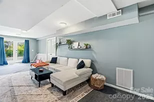 1177 Runway Dr, Hendersonville, NC 28792 - Photo 13