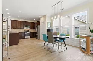 18006 Coulter Pkwy, Cornelius, NC 28031 - Photo 11