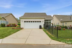 18006 Coulter Pkwy, Cornelius, NC 28031 - Photo 35