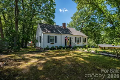 823 N Laurel Street, Lincolnton, NC 28092 - Photo 3