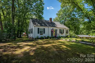 823 N Laurel St, Lincolnton, NC 28092 - Photo 3